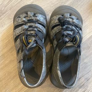 Keen H2 Sandals Boys Size 1
